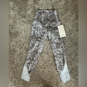 Wunder Under HR Crop 23” *Sclp Size 2